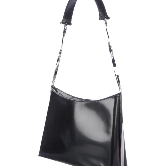 SALVATORE FERRAGAMO Patent Leather Handbag. - Picture 3 of 5